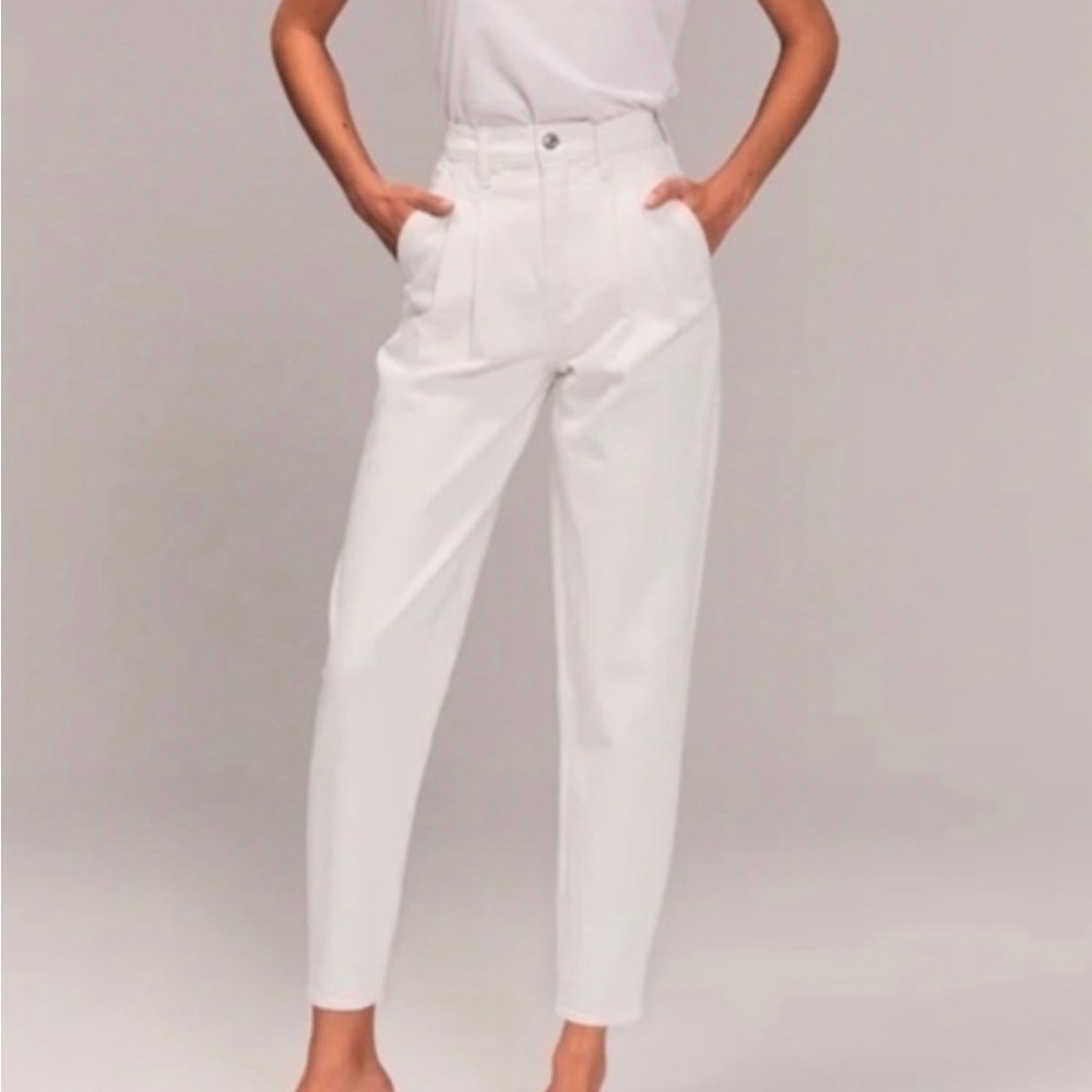 Abercrombie 80's mom jean ultra high rise